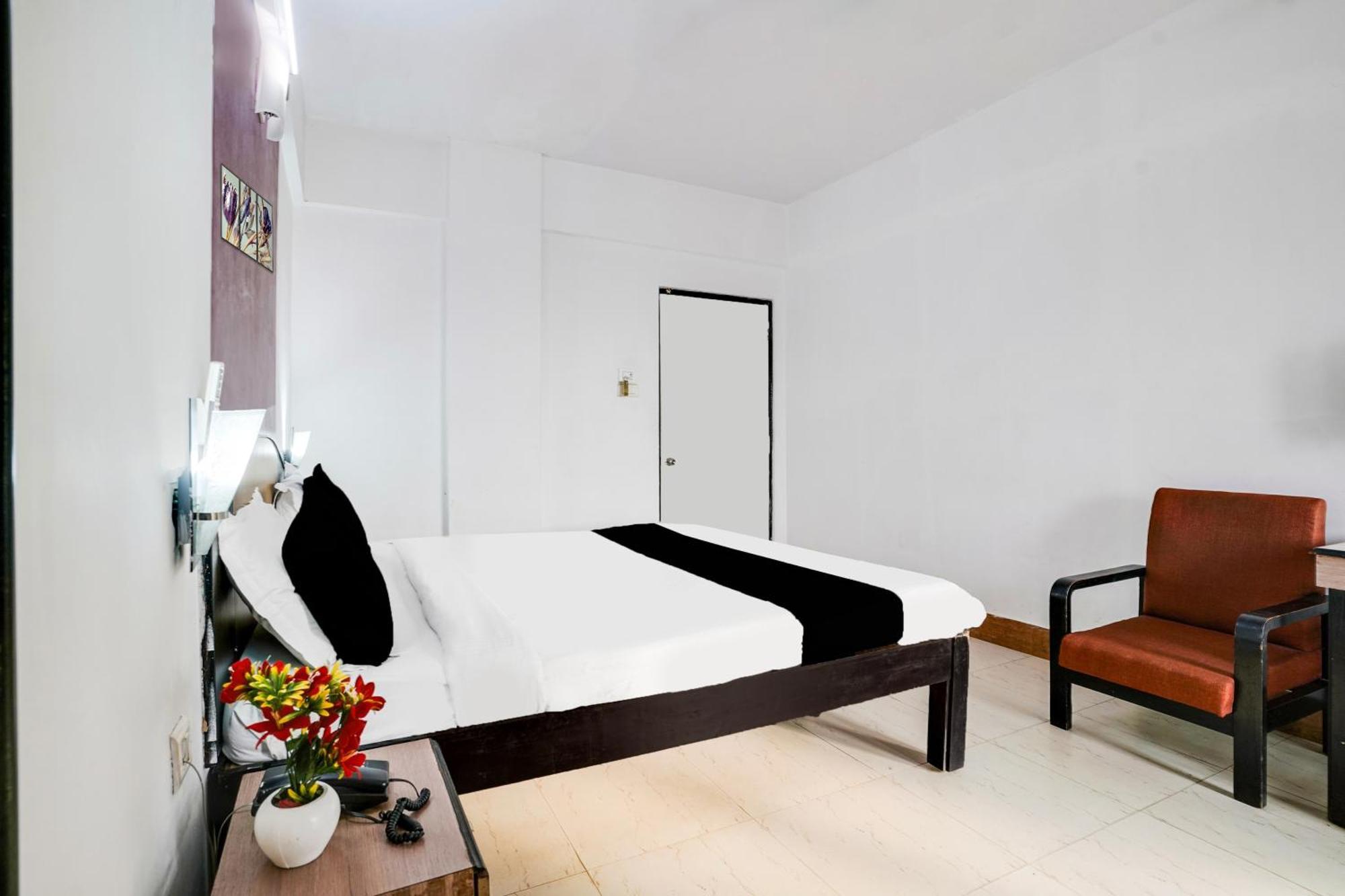 Super Townhouse Margao Near Railway Station Otel Dış mekan fotoğraf